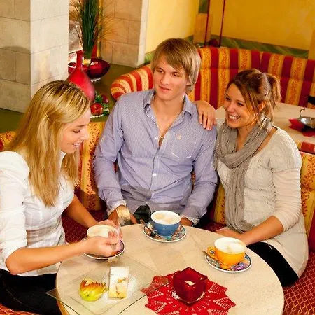 Alpin-hotel Schrofenblick