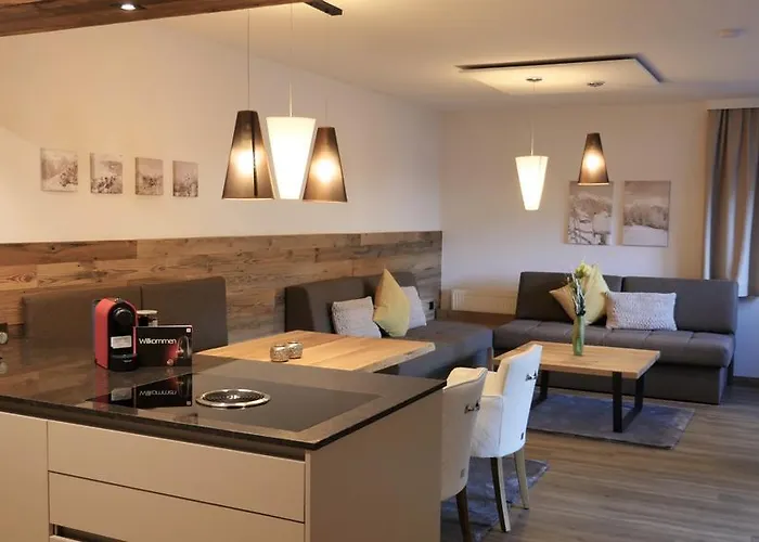 Alpin-hotel Schrofenblick Ξενοδοχείο