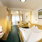 فندق Alpin-hotel Schrofenblick مايرهوفن