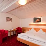 Alpin-hotel Schrofenblick 4* مايرهوفن