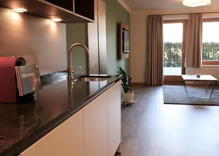 Alpin-hotel Schrofenblick Hotel 4*